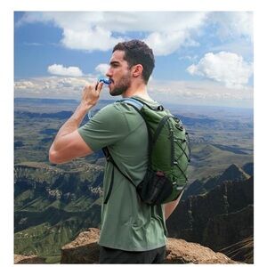 N NEVO RHINO Hydration Backpack Lightweight Green Mens Womens 12L Hiking